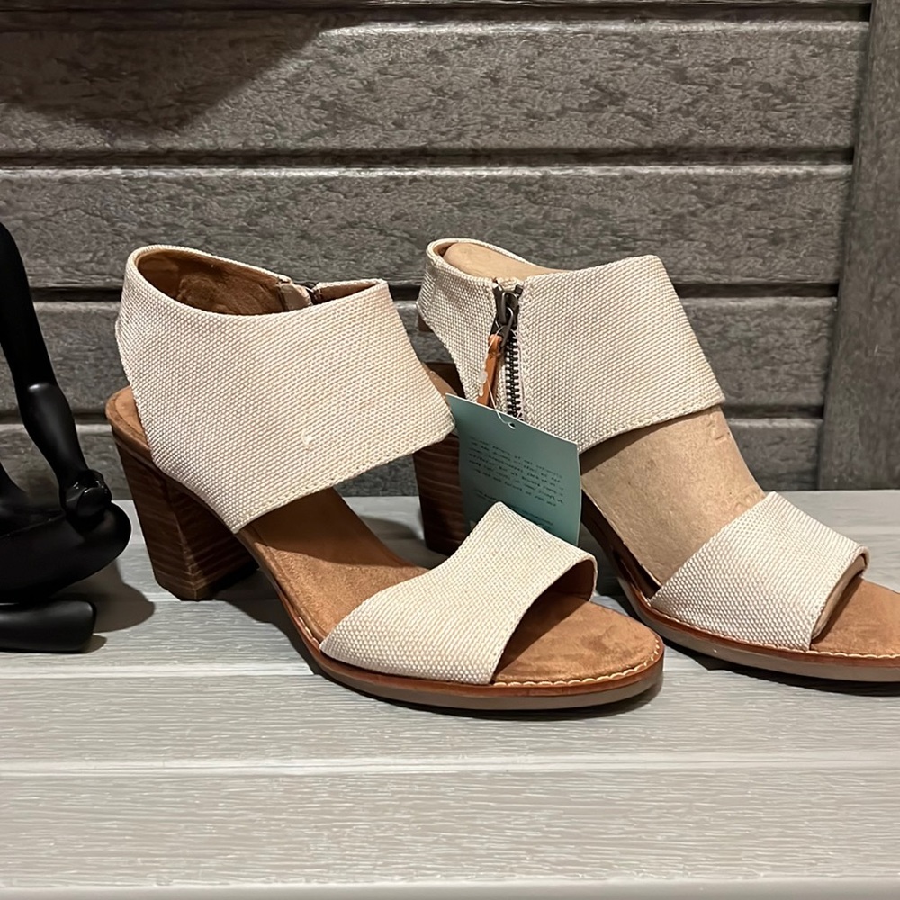 TOMS Majorca Cutout Size 8